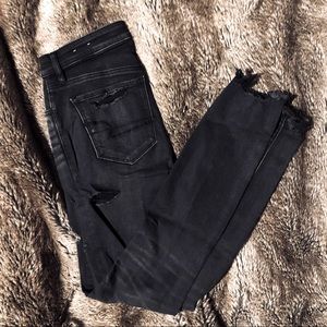 Hi-Rise X-Long Distressed Jeggings Black